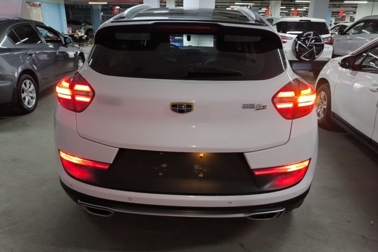 GEELY Emgrand GS 2017 #4 GEELY Emgrand GS 2017 car image #4