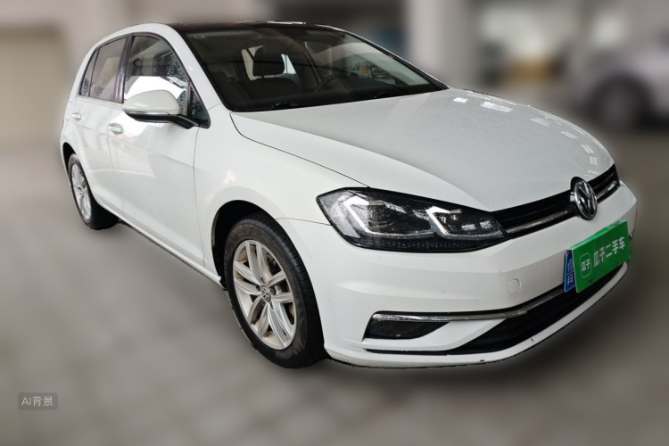Volkswagen Golf 2018 car image #4