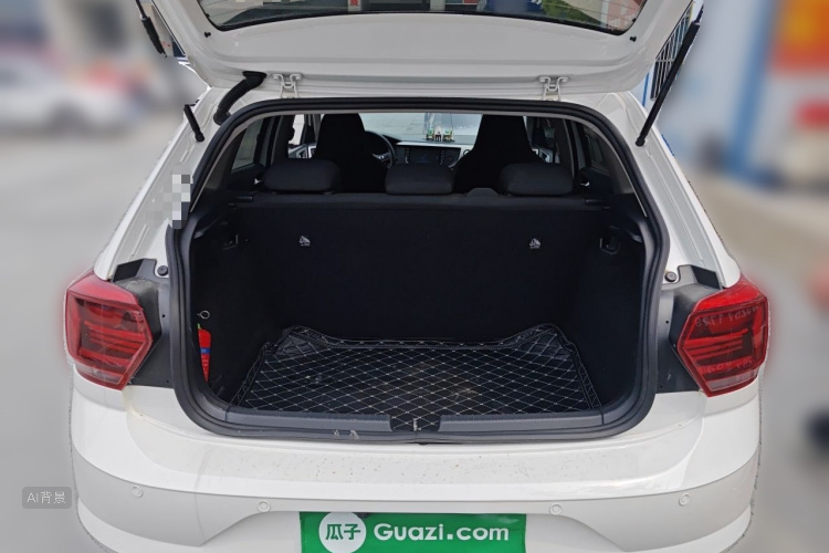 Volkswagen Polo 2020 car image #21