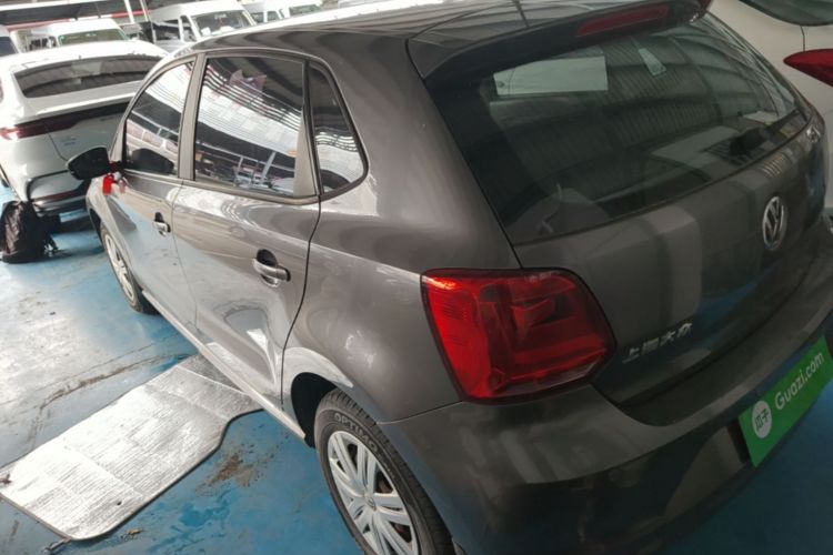 Volkswagen Polo 2015 #5 Volkswagen Polo 2015 car image #5