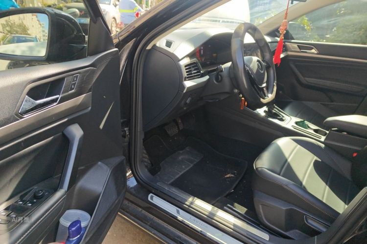 Volkswagen Lavida 2021 car image #18