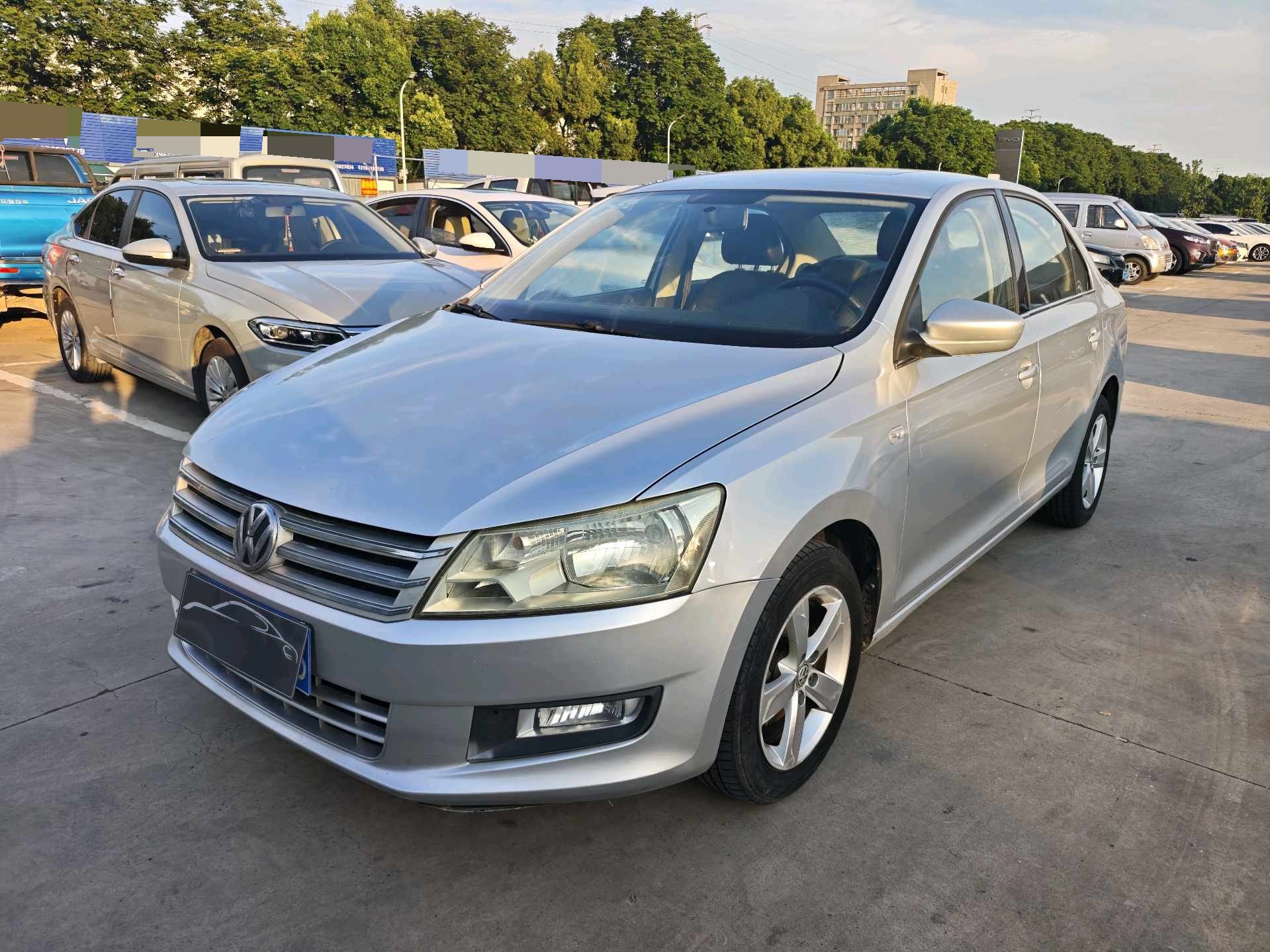 Volkswagen Santana 2015 Volkswagen Santana 2015 car image