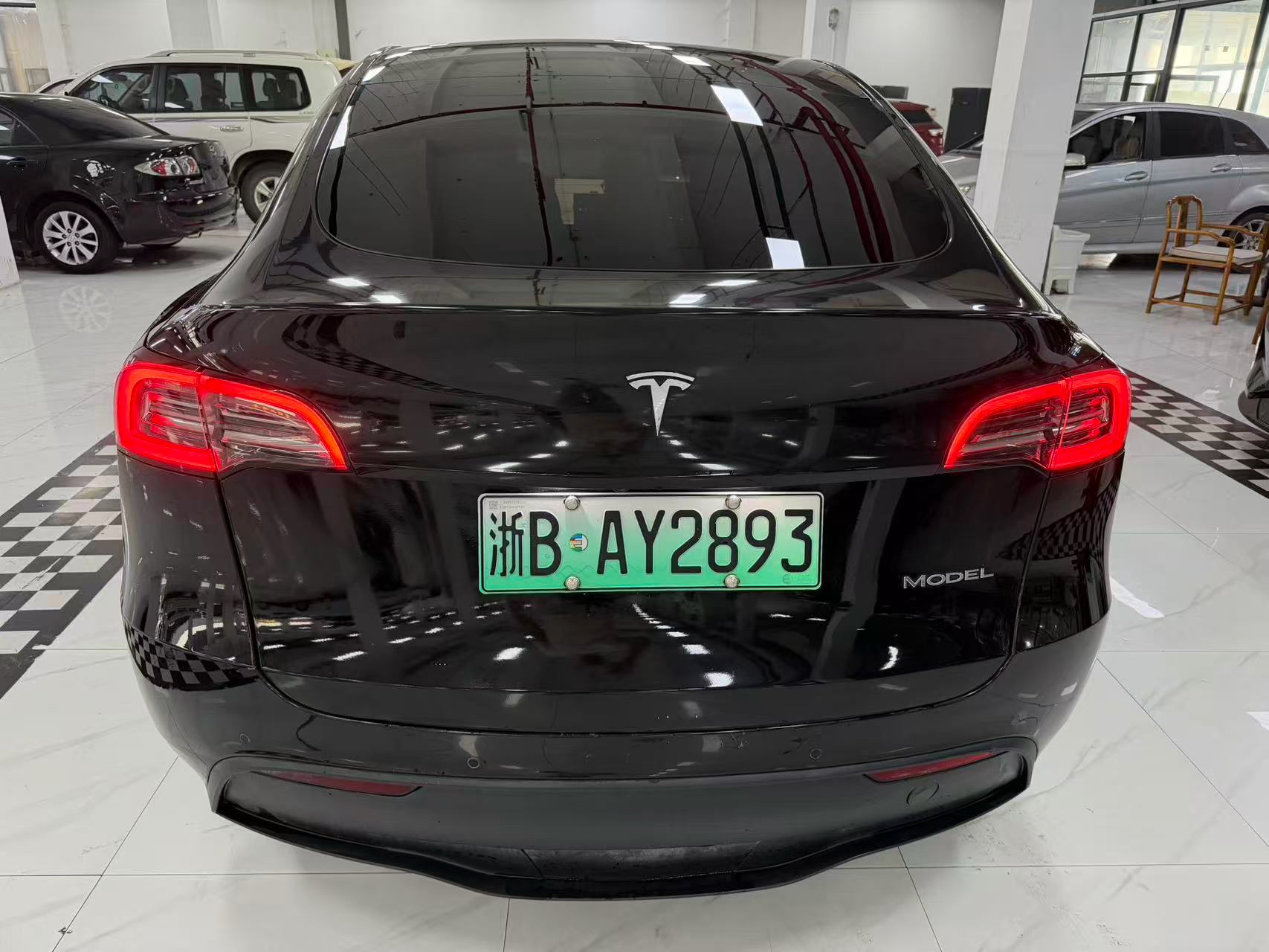 Tesla Model Y 2023 #3 Tesla Model Y 2023 immagine di auto #3