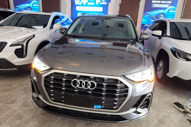 Audi Q3 2020 #3 Audi Q3 2020 car image #3