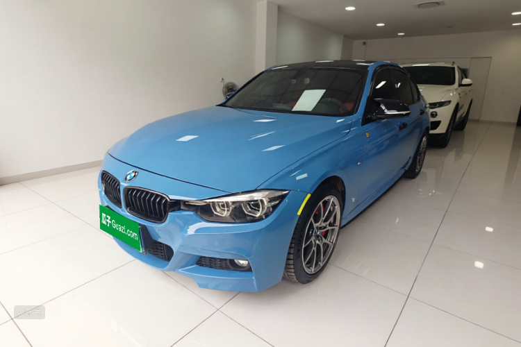 BMW 3 Series 2018 #2 BMW 3 Series 2018 car image #2