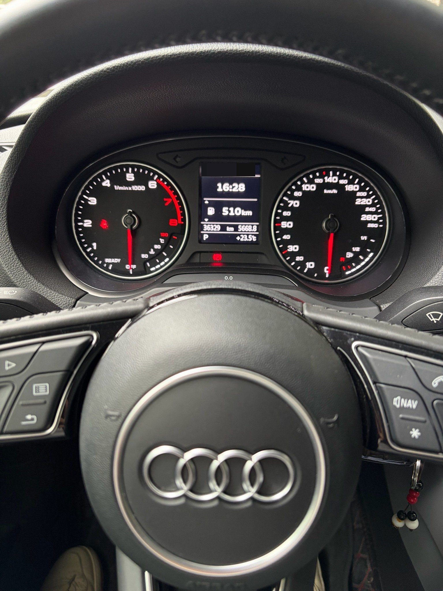 Audi A3 2018 car image #4