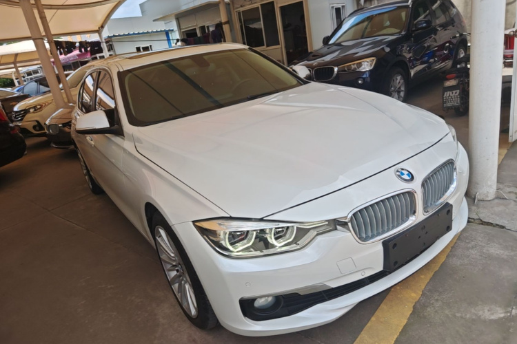BMW 3 Series 2018 car image #4
