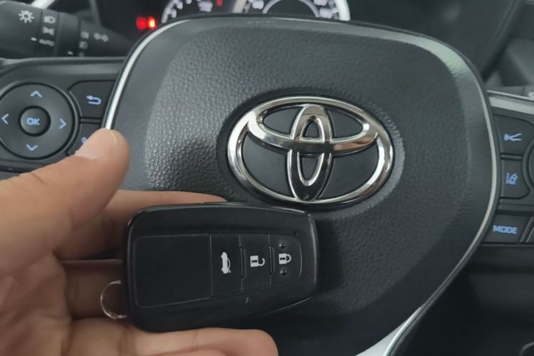 Toyota Corolla 2023 car image #9