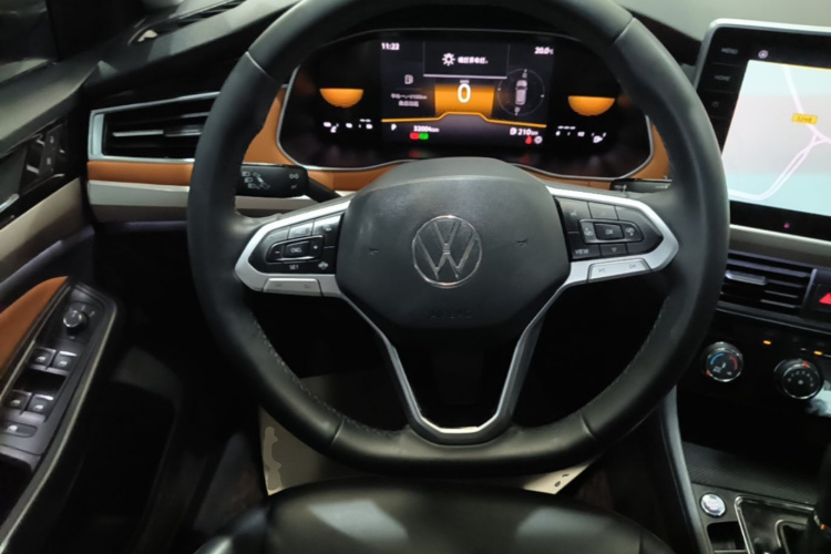 Volkswagen Bora 2023 car image #11