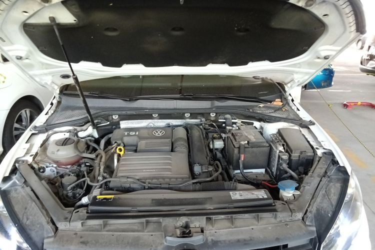 Volkswagen Golf 2020 imagen de coche #20