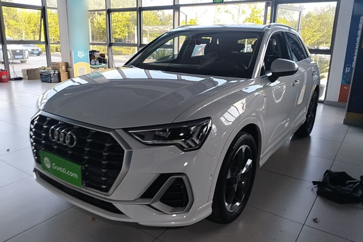 Audi Q3 2021 #2 Audi Q3 2021 car image #2