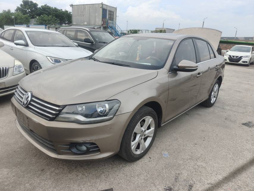 Volkswagen Bora 2015 Volkswagen Bora 2015 immagine di auto