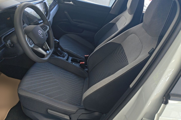 Volkswagen Lavida 2025 car image #15