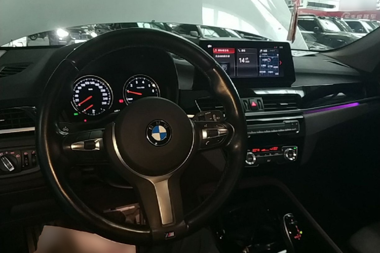 BMW X1 2020 car image #11