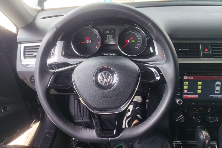 Volkswagen Bora 2016 #11 Volkswagen Bora 2016 изображение автомобиля #11