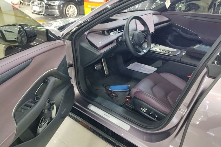 MI SU7 2024 car image #12