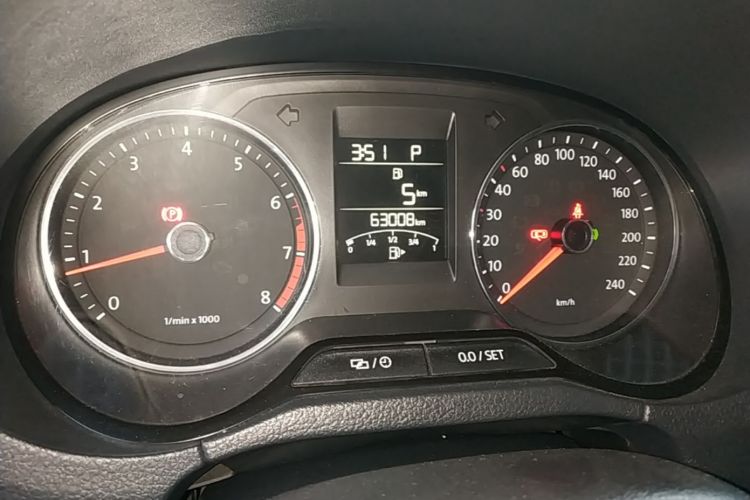 Volkswagen Polo 2016 #12 Volkswagen Polo 2016 car image #12