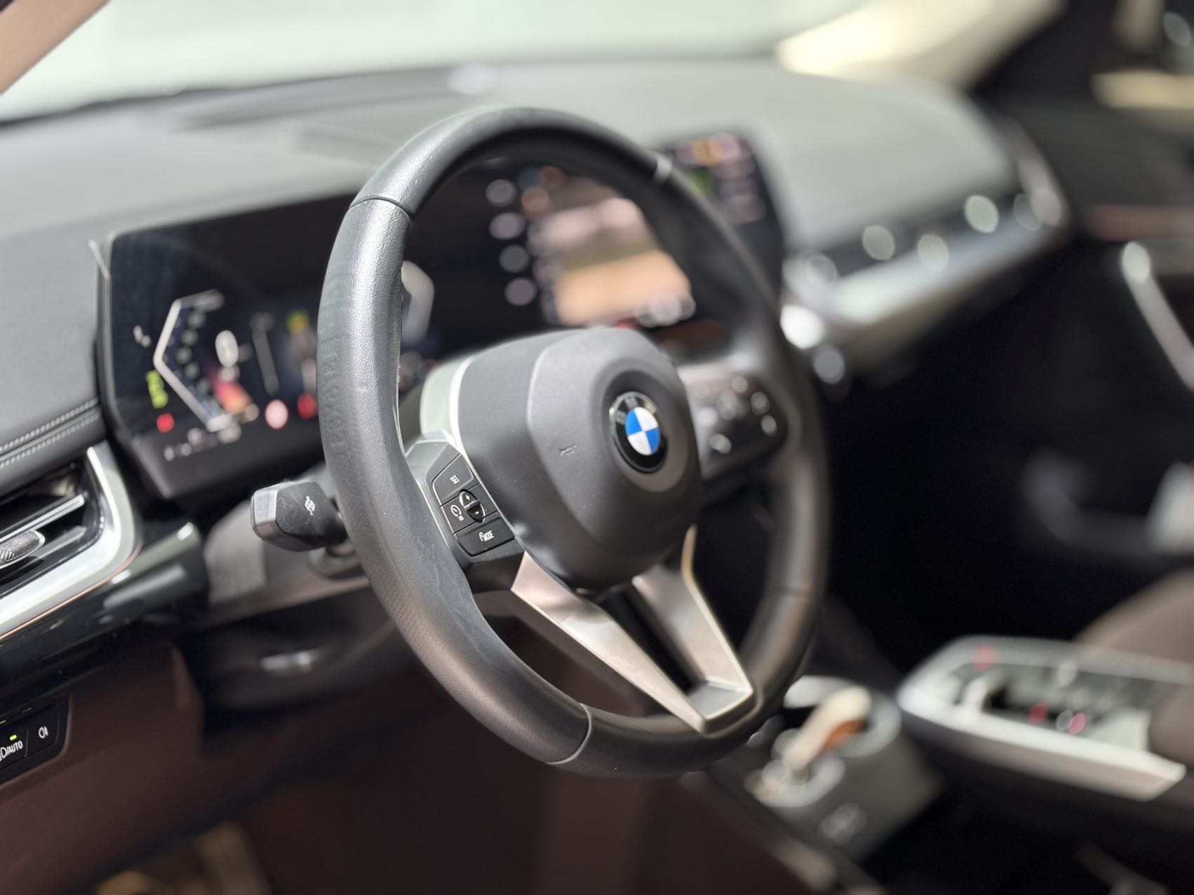 BMW X1 2024 car image #11