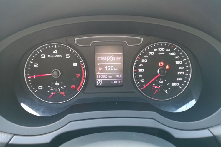 Audi Q3 2019 #12 Audi Q3 2019 car image #12