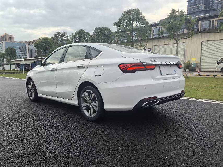 GEELY Binray 2019 imagem de carro #9