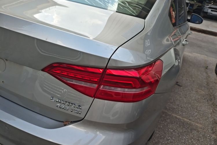 Volkswagen Lavida 2019 #8 Volkswagen Lavida 2019 car image #8