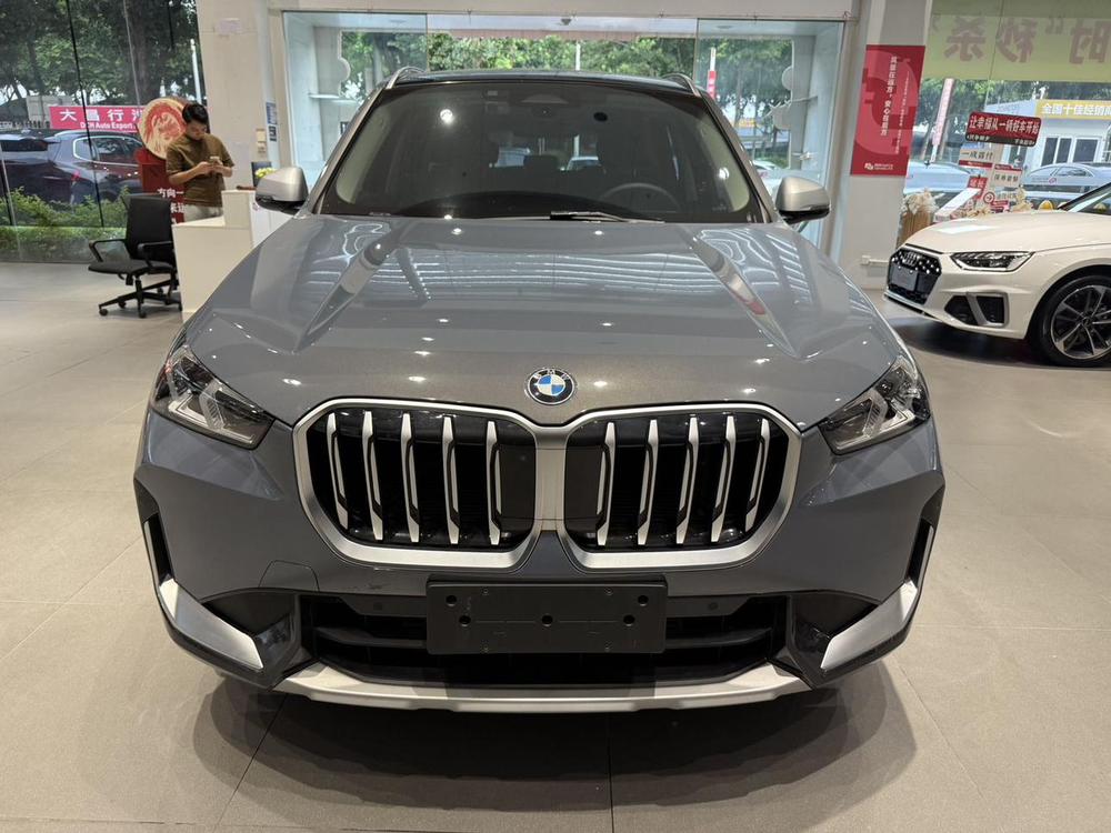 BMW X1 2023 immagine di auto #2