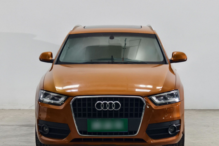 Audi Q3 2015 car image #3