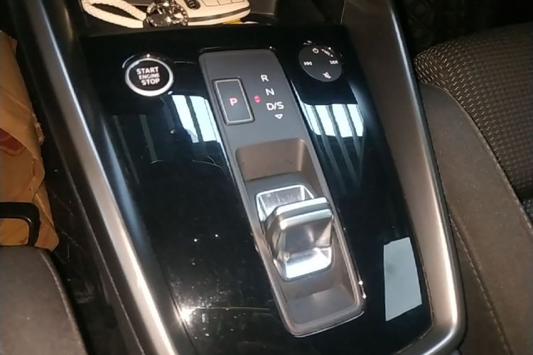 Audi A3 2021 car image #14