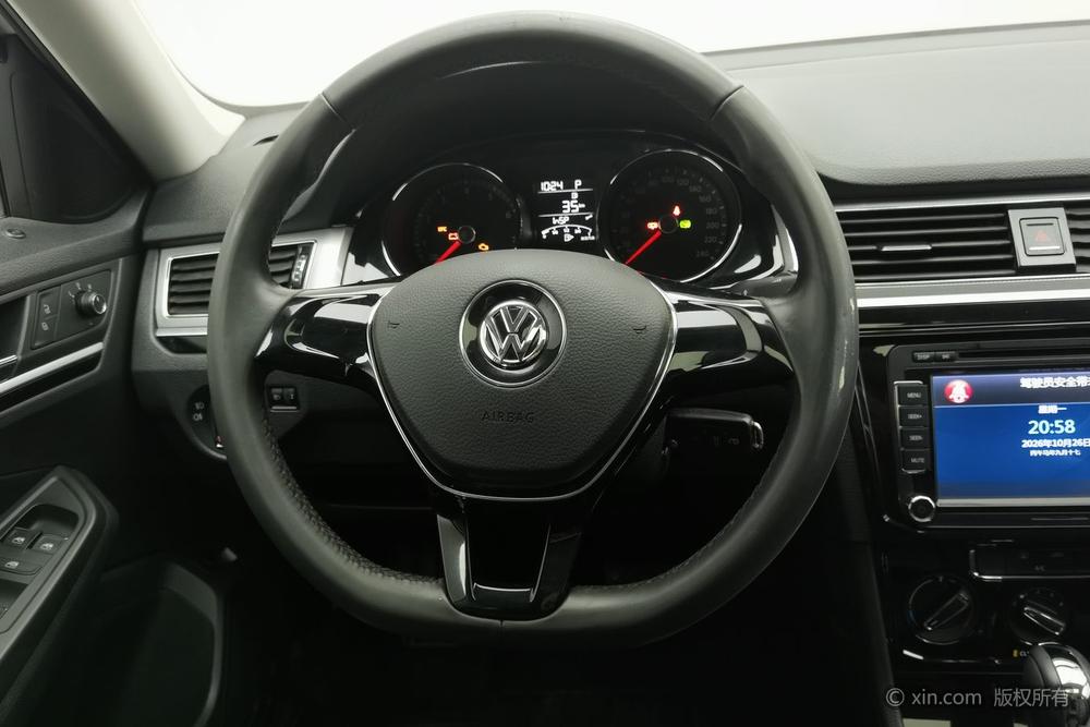 Volkswagen Bora 2016 image de voiture #14