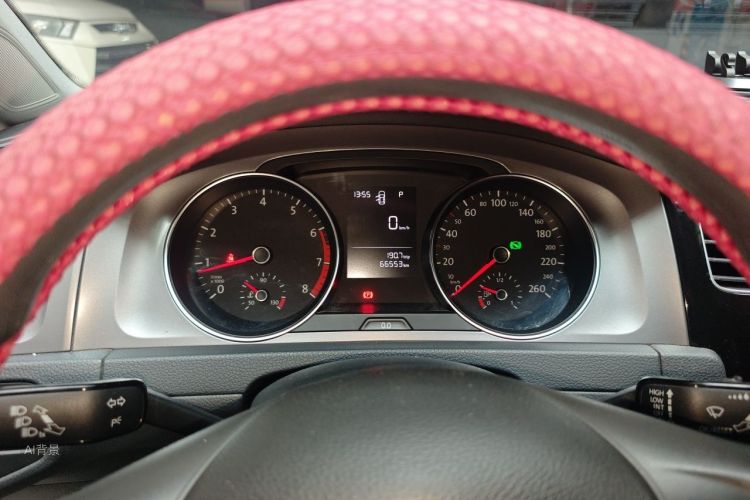 Volkswagen Golf 2015 car image #13