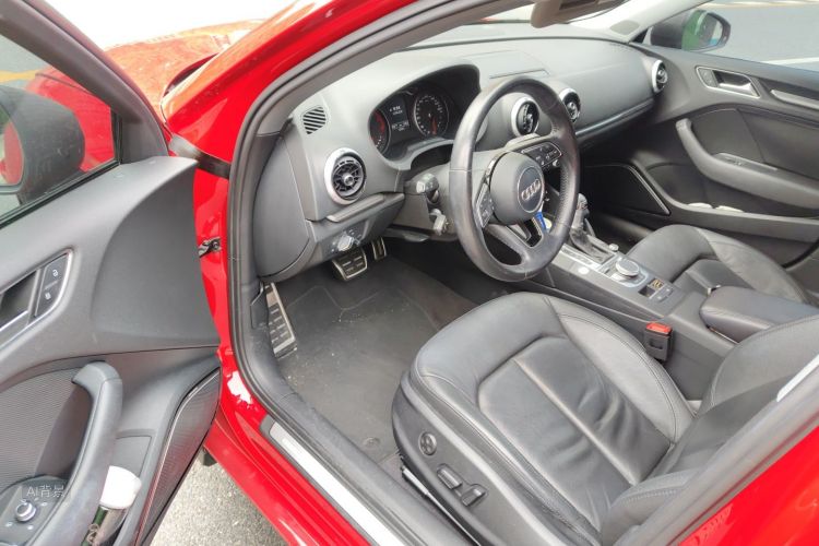 Audi A3 2017 car image #18