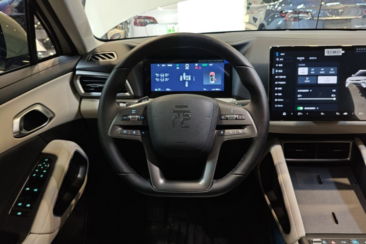 BYD YuanUP 2026 #15 BYD YuanUP 2026 изображение автомобиля #15
