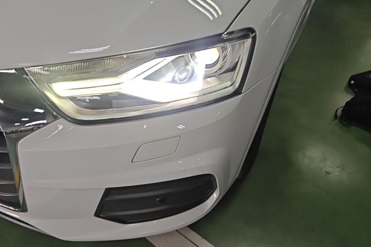 Audi Q3 2017 #23 Audi Q3 2017 car image #23