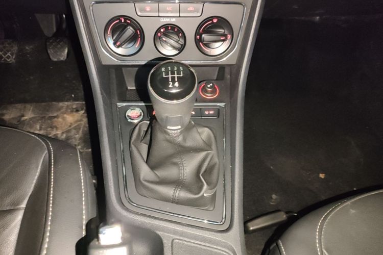 Volkswagen Lavida 2017 car image #18