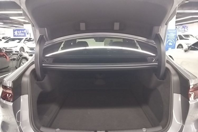BYD Han 2023 image de voiture #21