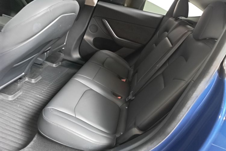 Tesla Model Y 2021 #17 Tesla Model Y 2021 car image #17