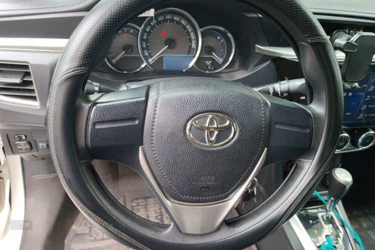Toyota Corolla 2016 #12 Toyota Corolla 2016 car image #12