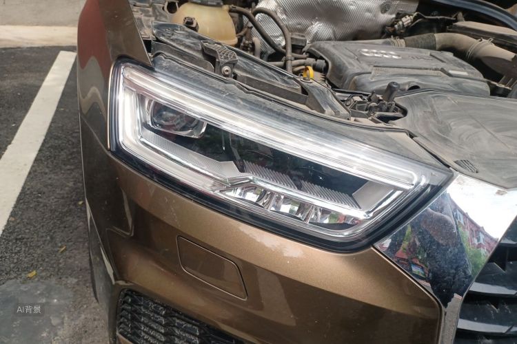 Audi Q3 2019 car image #8