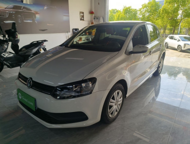 Volkswagen Polo 2019 car image 