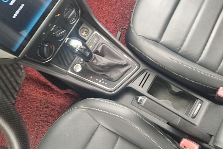 Volkswagen Lavida 2018 car image #14