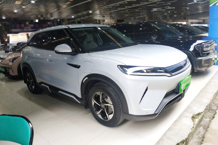 BYD YuanUP 2024 #4 BYD YuanUP 2024 car image #4