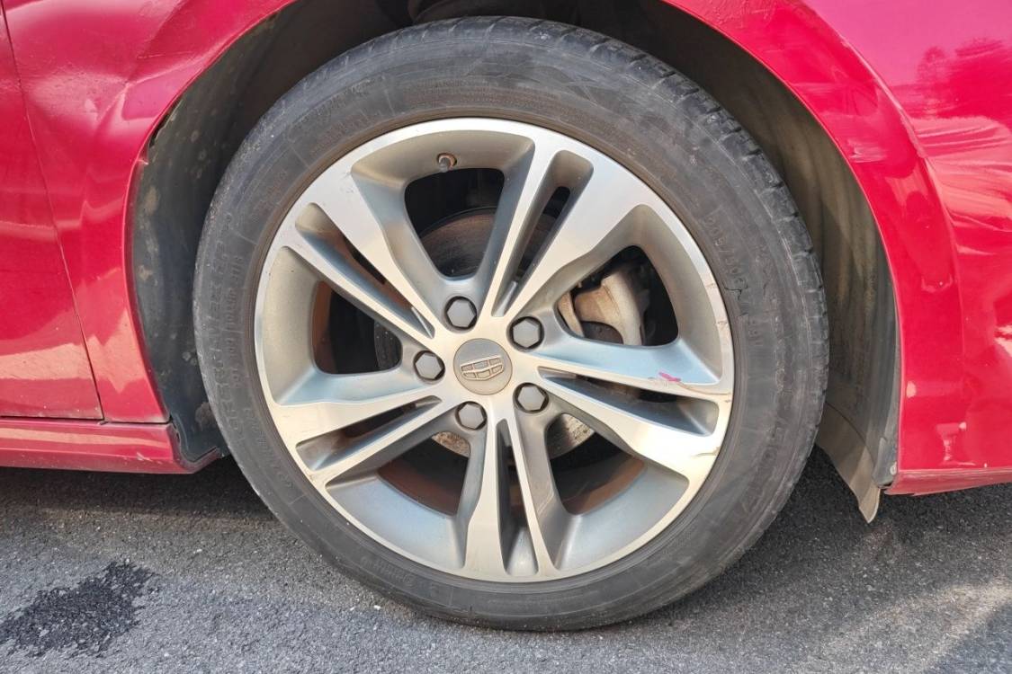 GEELY Binray 2019 car image #9