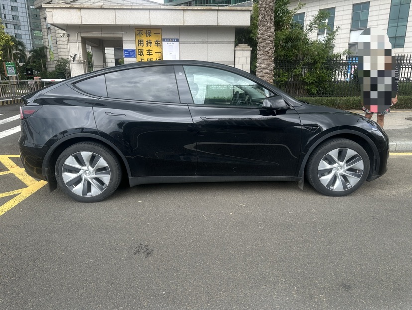 Tesla Model Y 2022 #4 Tesla Model Y 2022 immagine di auto #4