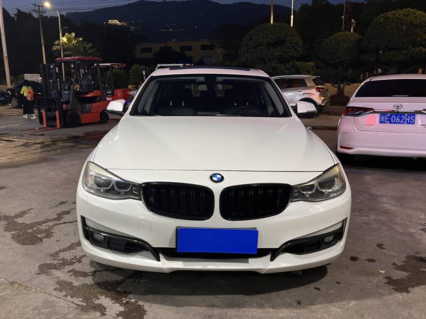 BMW 3 Series GT 2014 car image #2