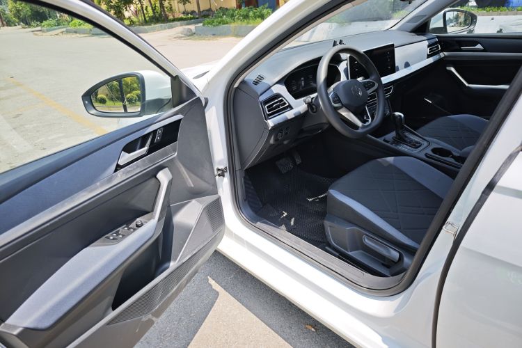 Volkswagen Lavida 2022 car image #16