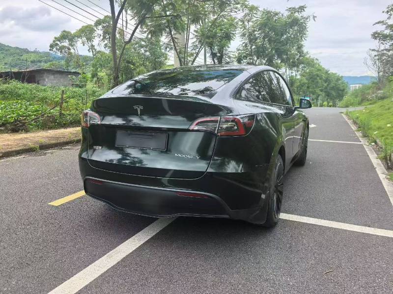 Tesla Model Y 2022 #6 Tesla Model Y 2022 car image #6