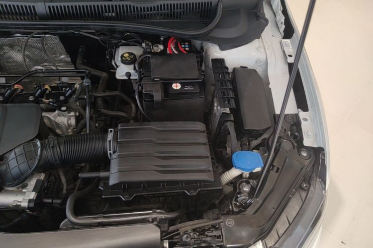 Volkswagen Polo 2022 car image #24