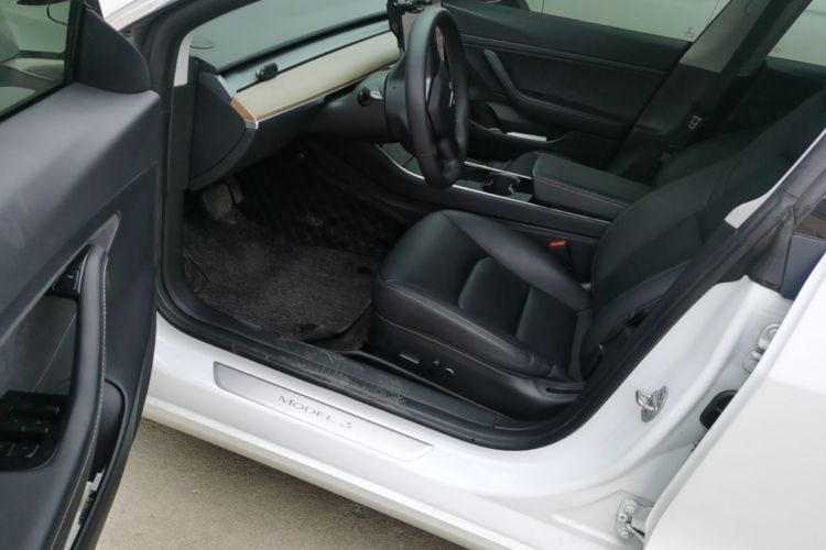 Tesla Model 3 2020 #19 Tesla Model 3 2020 car image #19