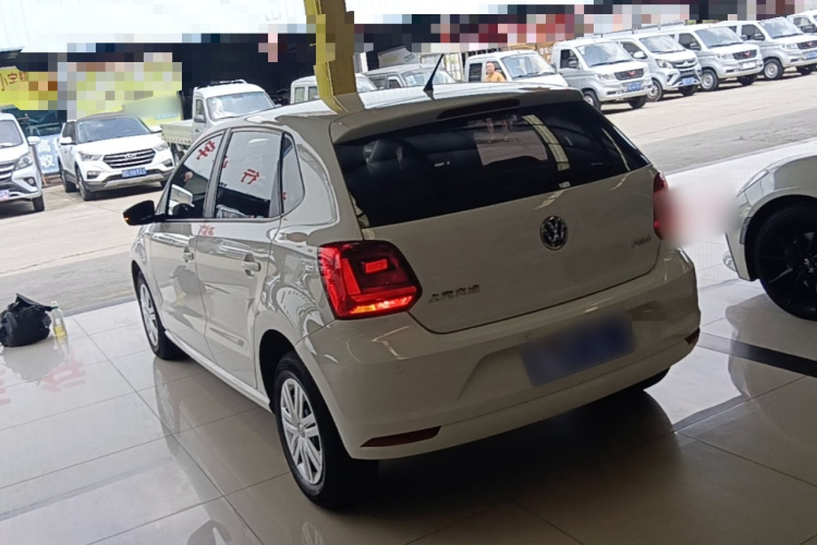 Volkswagen Polo 2018 car image #5