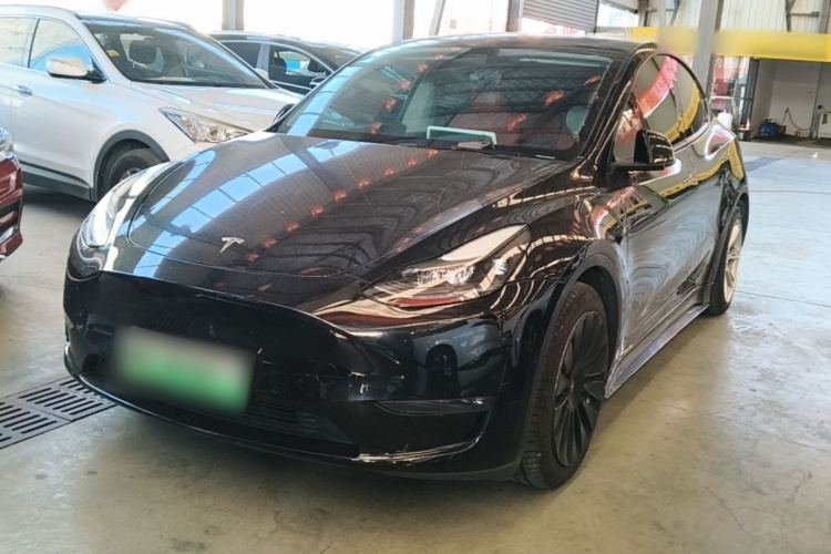 Tesla Model Y 2021 #2 Tesla Model Y 2021 car image #2
